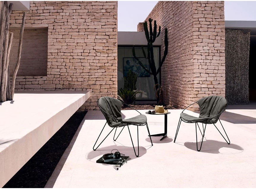 Sfeerfoto Bijzettafel Collins zwart metaal Joli