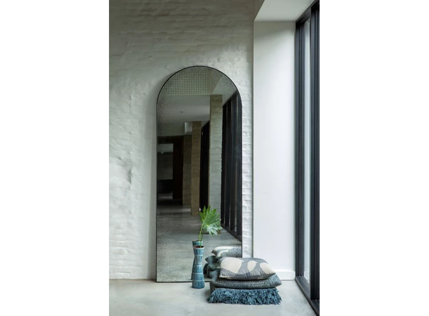 Clear Gate Floor Mirror Ethnicraft sfeer