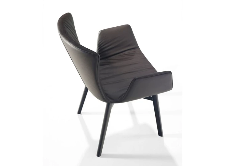 Bovenkant Armstoel Dexter 2056-I houten poot leder Draenert