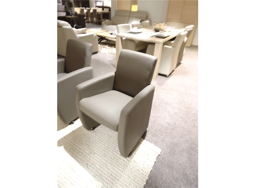 armstoel zebrano in lederlook nu als toonzaalmodel