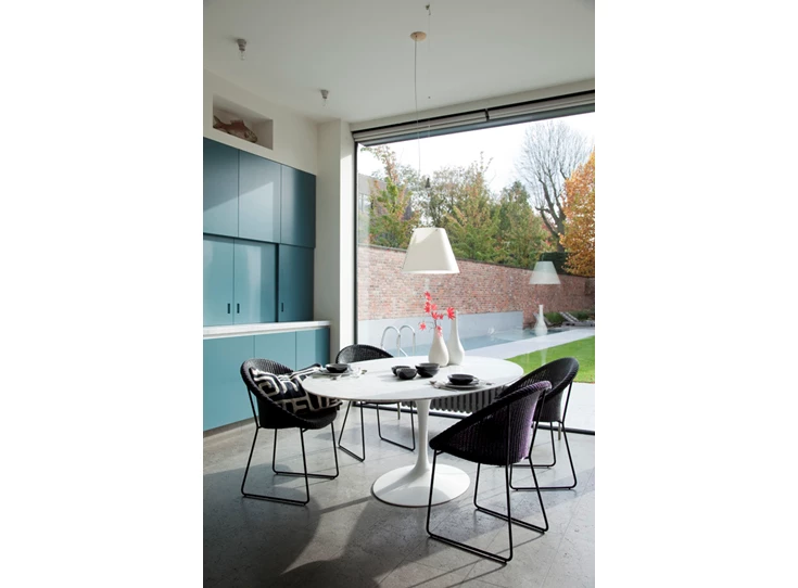 Stoel 'JOE' Black Sled Base Vincent Sheppard Zwart Sfeer