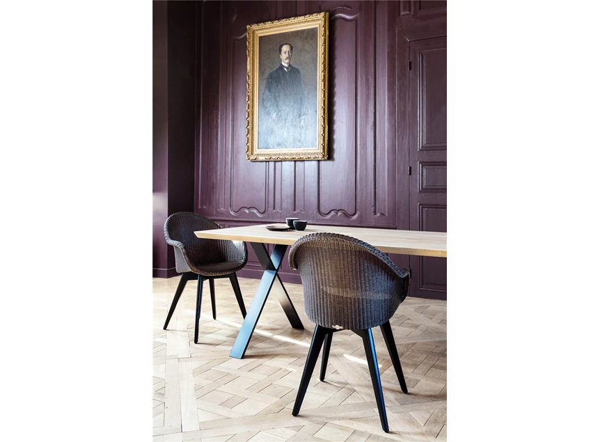 Stoel 'AVRIL HB' Black Wood Base Vincent Sheppard Sfeer