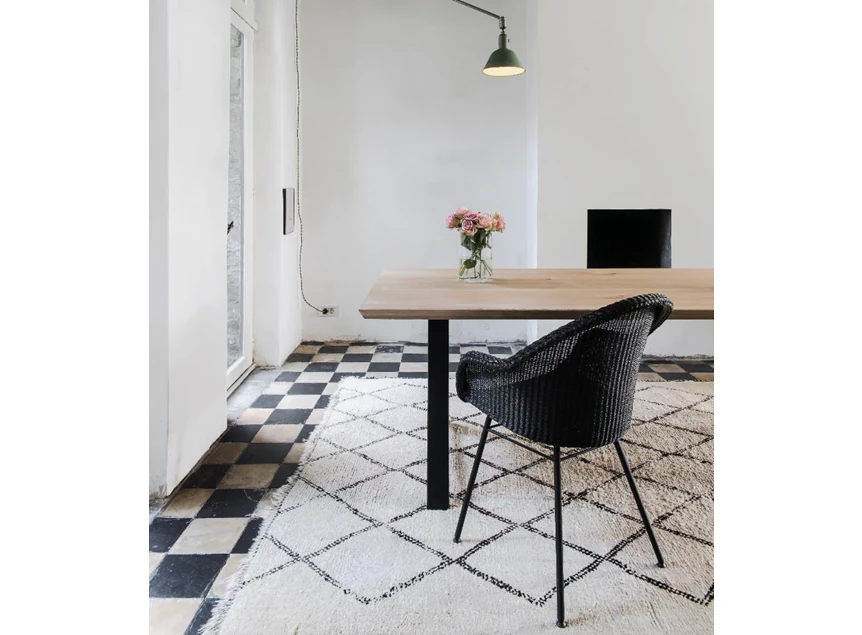 Stoel 'AVRIL HB'  Steel A Base Vincent Sheppard Black Sfeer