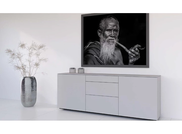 Lage dressoir met gesloten front DW184 Karat