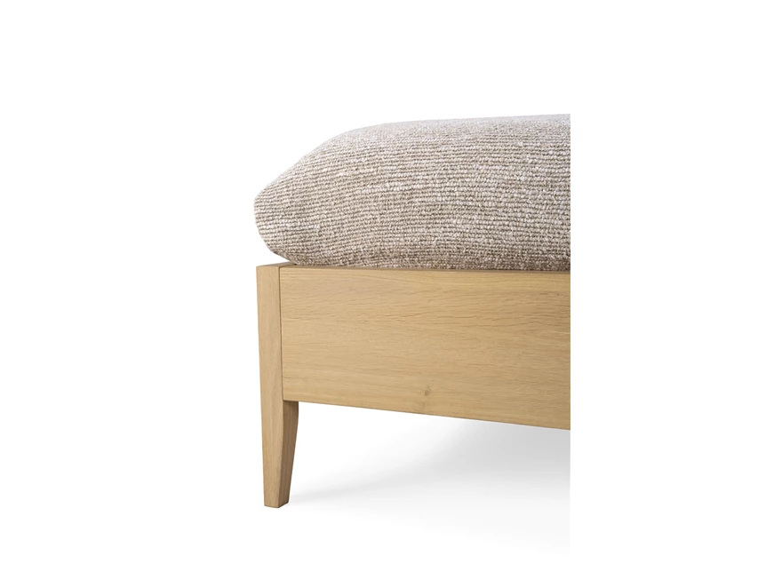 Oak Spindle bed Ethnicraft 51246 detail voet.jpg