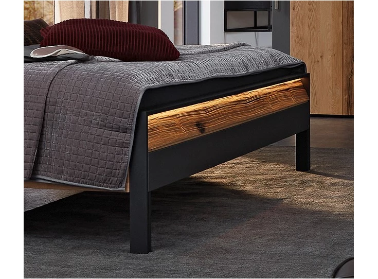 Musterring bed Joline detail voeteinde