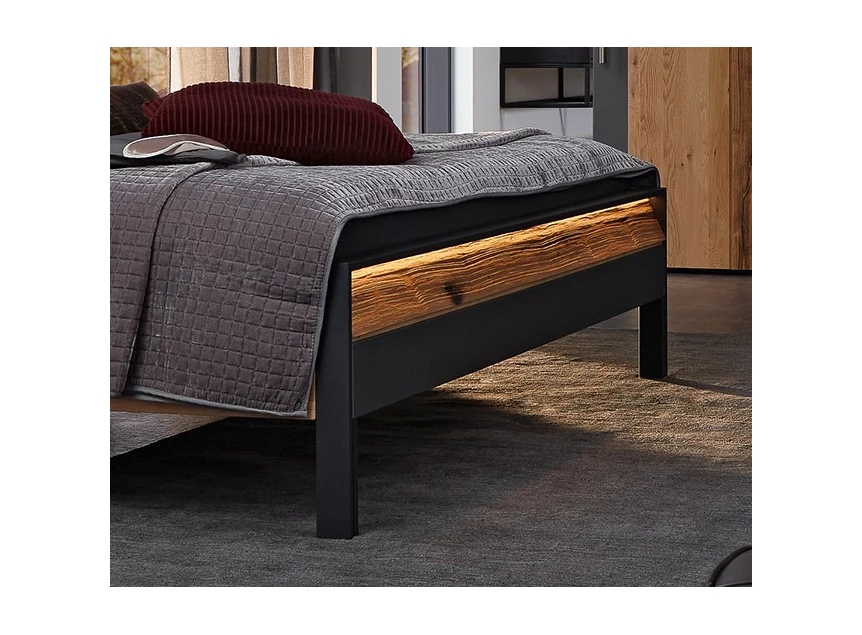 Musterring bed Joline detail voeteinde