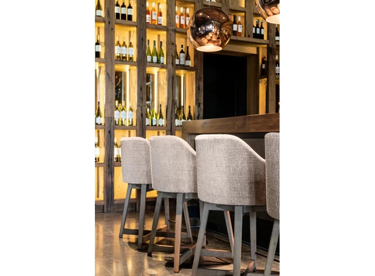 Zijkant Barstoel Lena stof bouclé Passe Partout