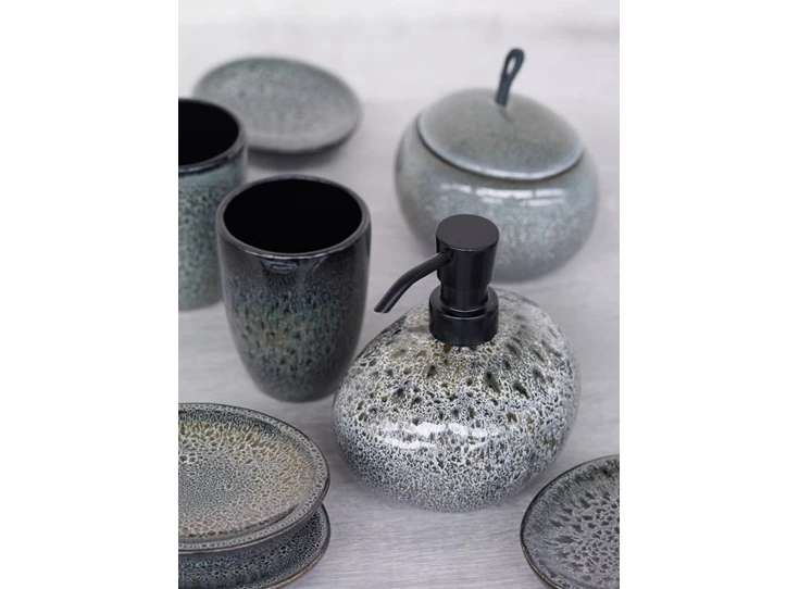 ugocos-994 Aquanova Ugo Beauty box olijf zwart 994 detail