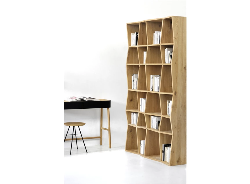 Sfeerfoto Oak Z Rack rek 50778 open vakken massief eik hout Ethnicraft