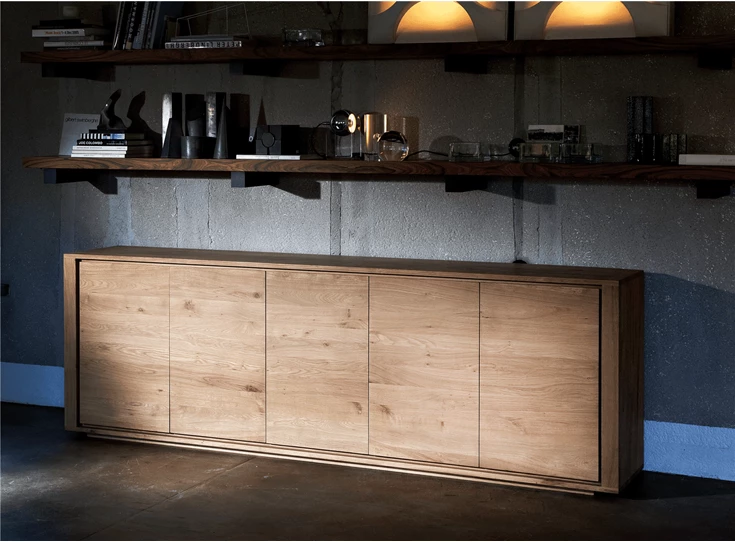Sfeerfoto Oak Shadow Sideboard 51373 dressoir massief eik hout Ethnicraft