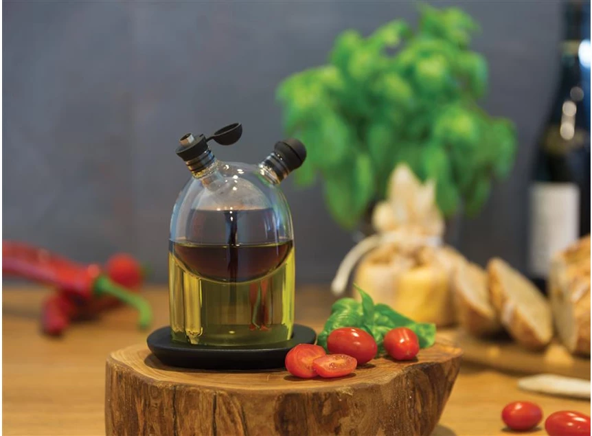Orbit 2.0 mondgeblazen oil and vinegar set xd design glas xd262360 olie en azijnset bergers