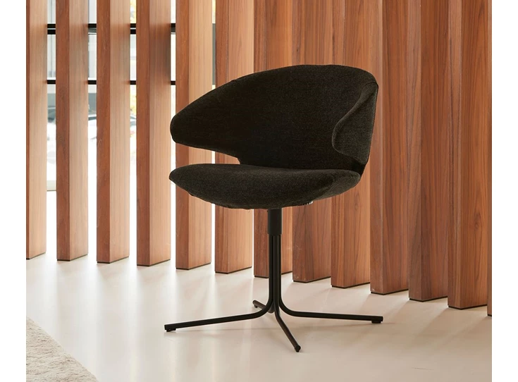 Sfeerfoto Armstoel Morisot Spider Joli