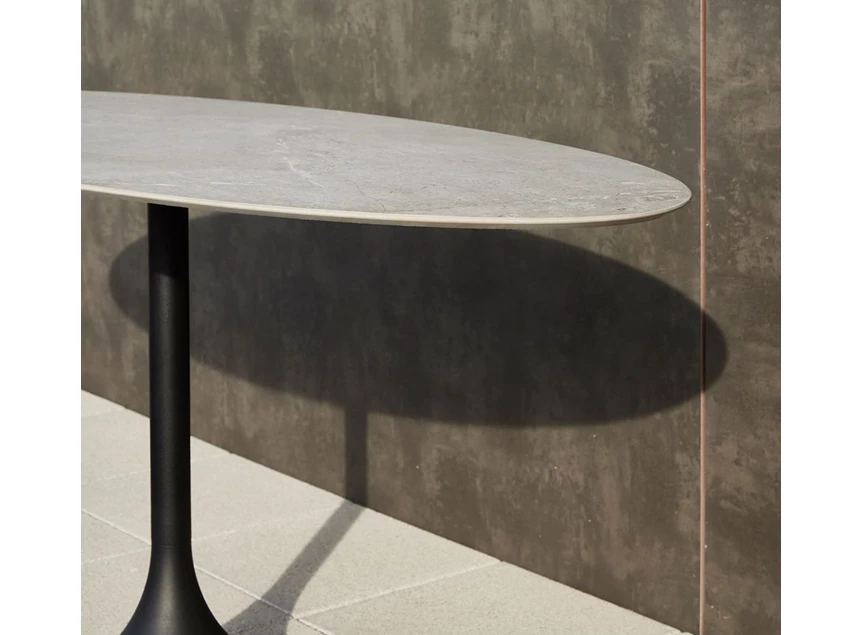 Zijkant Tafel Central Elyps keramiek Joli