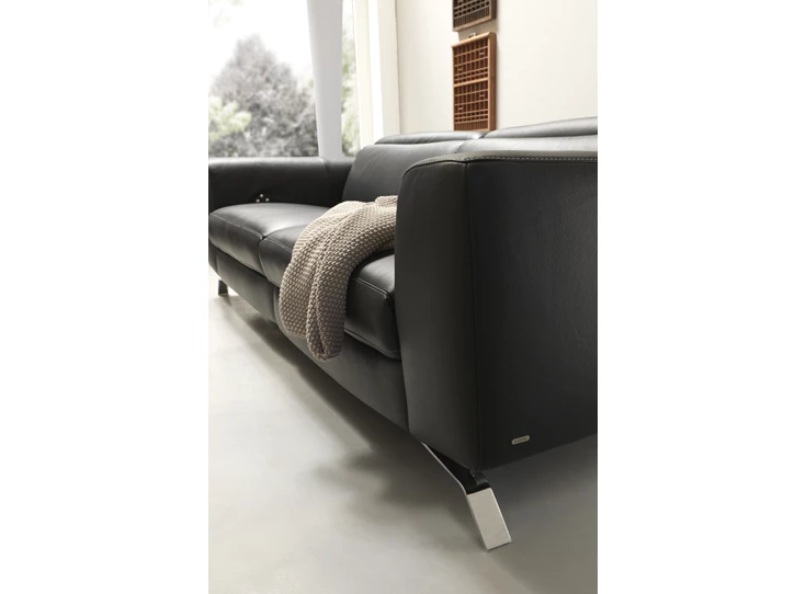 Zetel Pensiero B795 detail sofa arm Natuzzi Editions