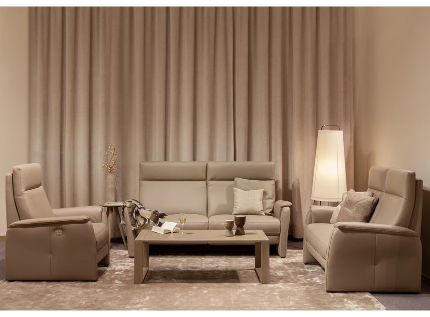 Zetel Julia Neo-Style Grijs 2 Seater schuin voorbeeld