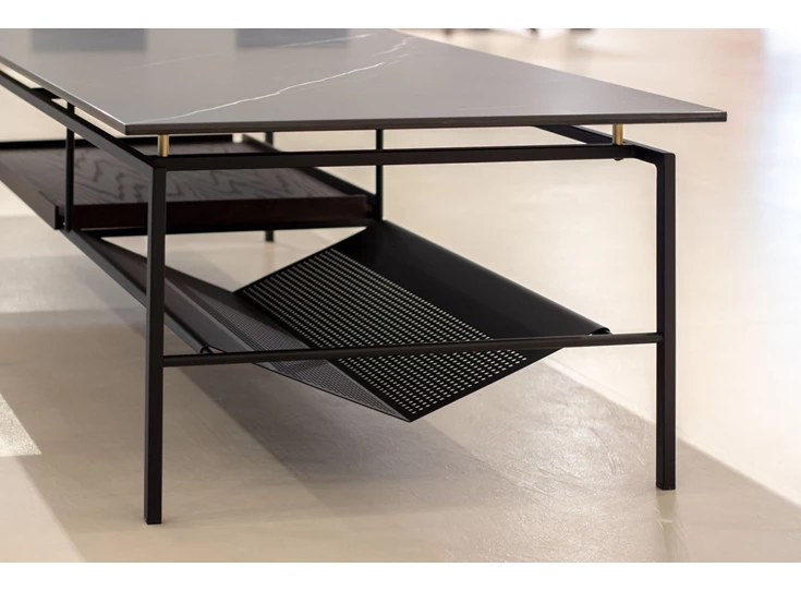 Optie metalen v dagbladhouder salontafel Simone.jpg