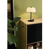 900142 solo 2 tafellamp zwarte metalen voet wit opaal glas mat eglo sfeerbeeld