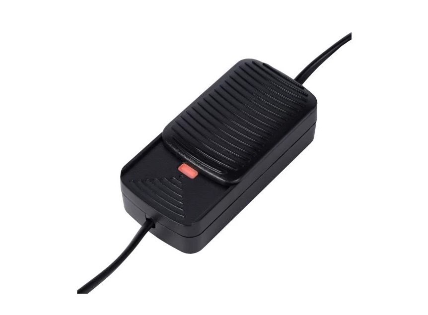 09533-01-30 quirijn tafellamp lucide metaal goud zwart e27 detail schakelaar