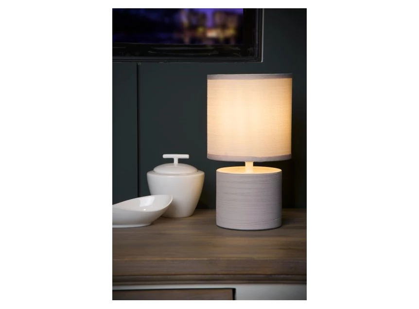 47502-81-38 greasby lucide tafellamp beige keramiek katoenen kap sfeerbeeld