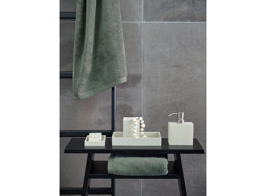 LONTWS-269 aquanova towel forest 70x130cm 269 sfeer