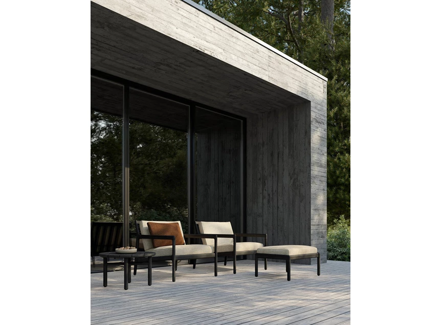 Sfeerfoto Bijzettafel Teak Quatro Black Outdoor Side Table 10266 Ethnicraft