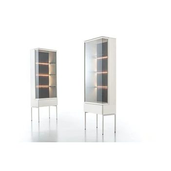 Vitrinekasten Cubo Opstelling 180 matte lak Contur Sudbrock