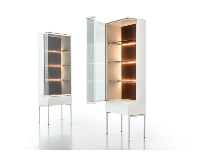 Deur open Vitrinekasten Cubo Opstelling 180 matte lak Contur Sudbrock