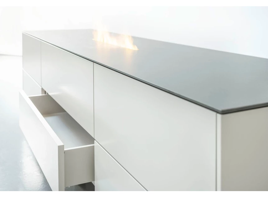 Zijkant Dressoir Cubo met sierhaard Opstelling 178 Contur Sudbrock