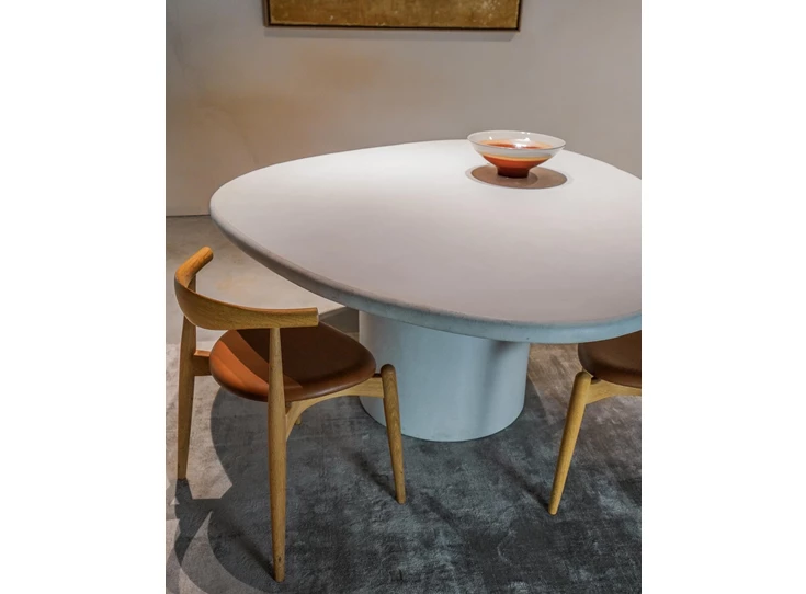 Inzoom Tafel Callisto keivormig Mortex Liz Tables