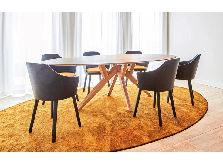 Sfeerfoto Tafel Salsa ellips massief Amerikaans noot Diadesi