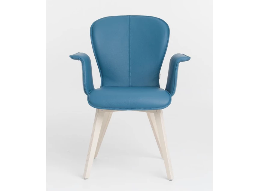 Front Armstoel Blake Wood 635A leder Bert Plantagie