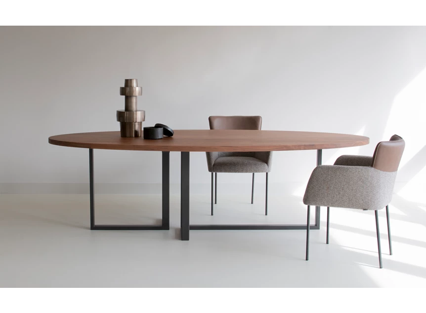 Front Tafel Eris Hout ovaal massief noot Bert Plantagie