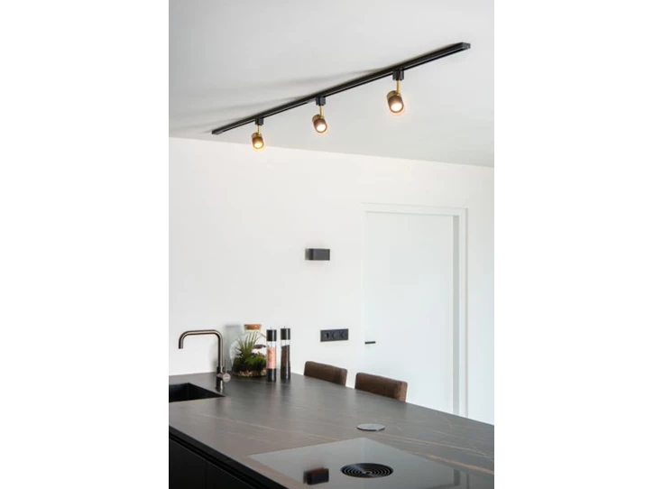 09952-01-30 track spot railverlichting floris zwart goud GU10 sfeerbeeld