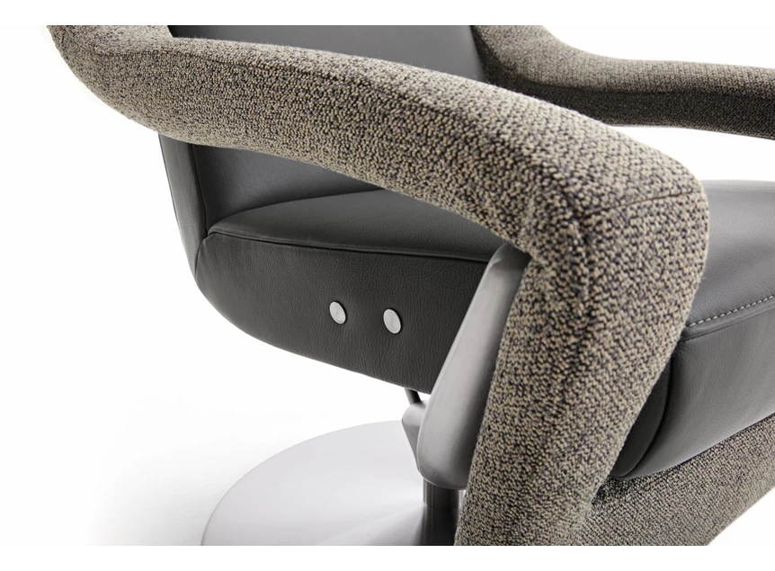 Detail Elektrische Relax Yoko No.3 combi leder stof Koinor