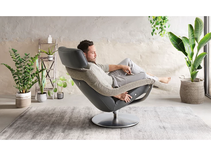 Sfeerfoto Elektrische Relax Yoko No.3 combi leder stof Koinor