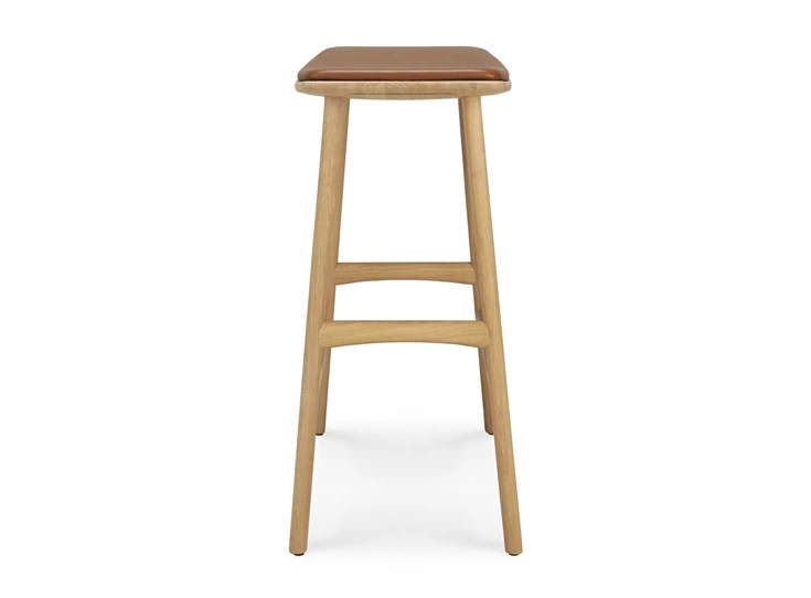 Zijkant Barstoel Oak Osso Counter Stool Cognac Leather 53050 Ethnicraft