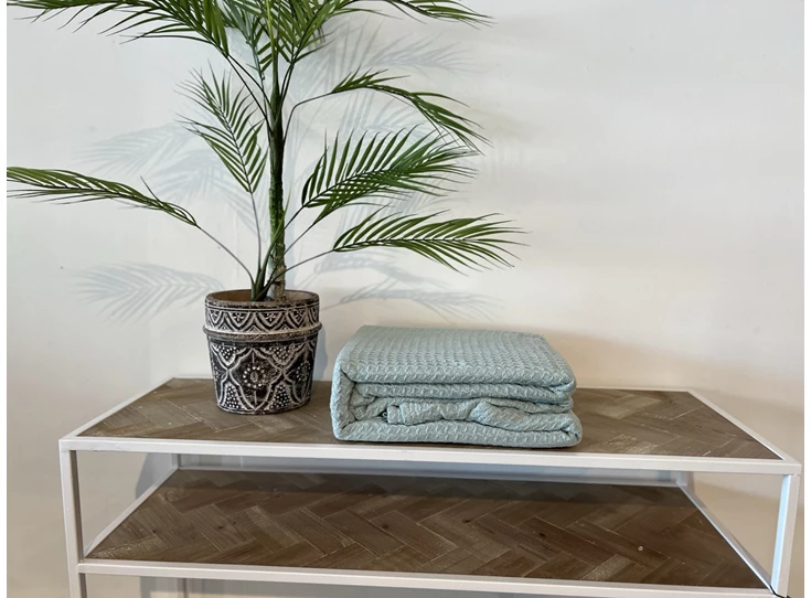 Wafelplaid 240x240cm light munt uit de verpakking