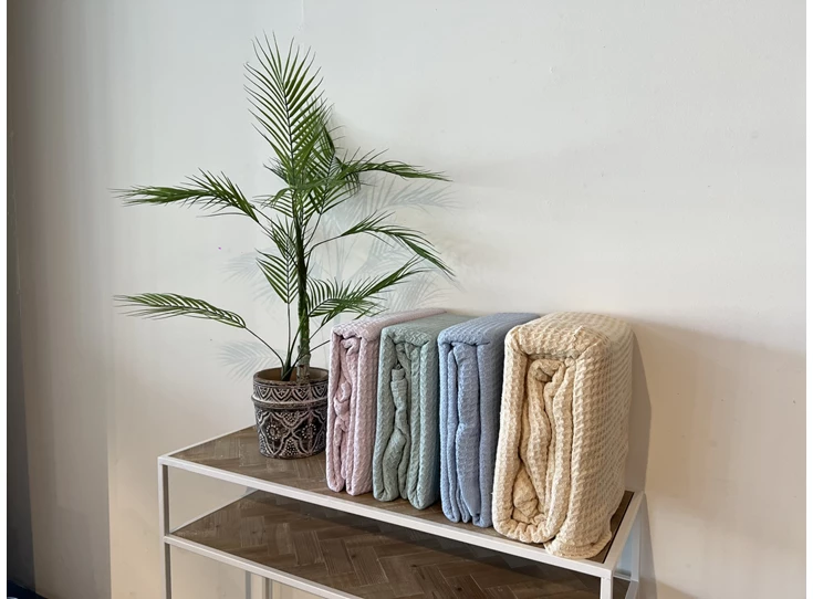 Wafelplaid 240x240cm pink uit de verpakking andere kleuren