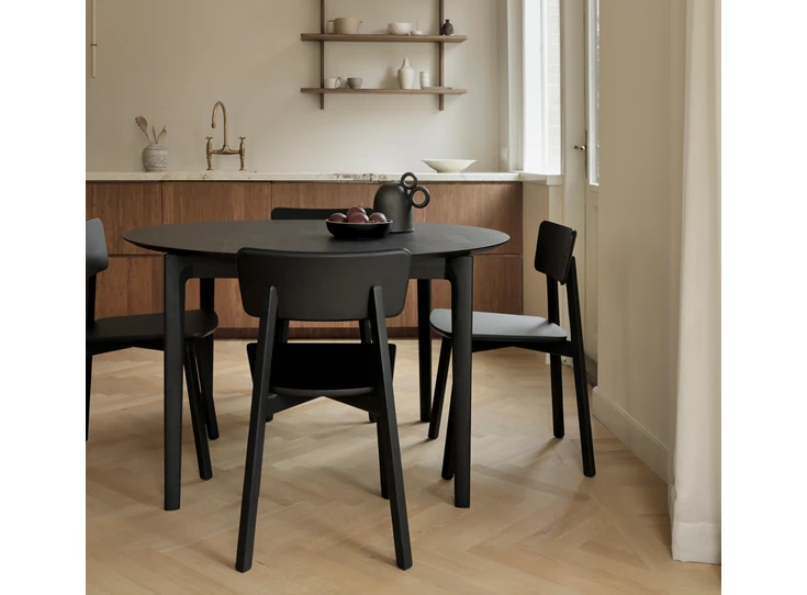 Sfeerfoto Verlengbare tafel Oak Bok Round Black Extendable Dining Table 51528 Ethnicraft
