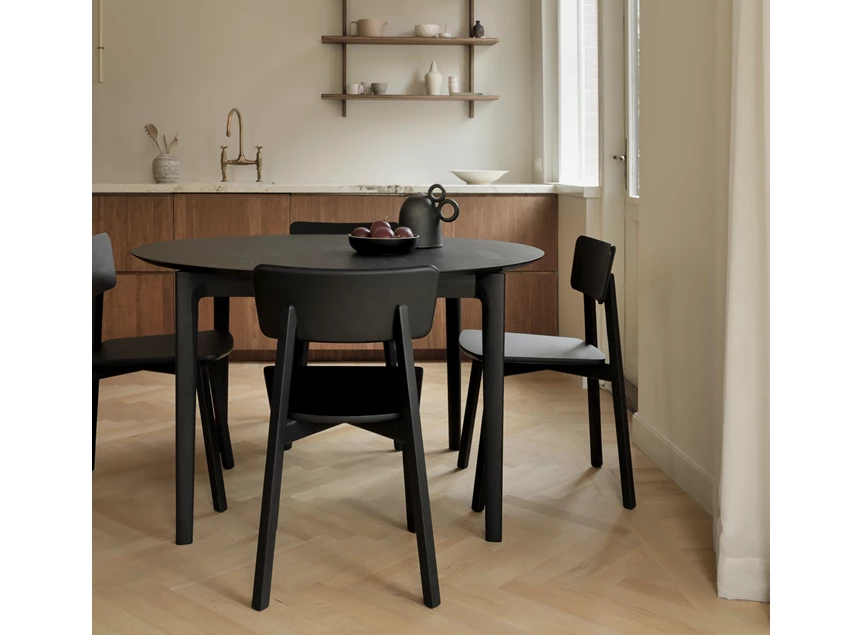 Sfeerfoto Verlengbare tafel Oak Bok Round Black Extendable Dining Table 51528 Ethnicraft