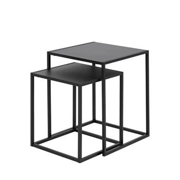 86459 newton set 2 bijzettafels zwart metaal actona nest table schuin zijaanzicht trapsgewijs