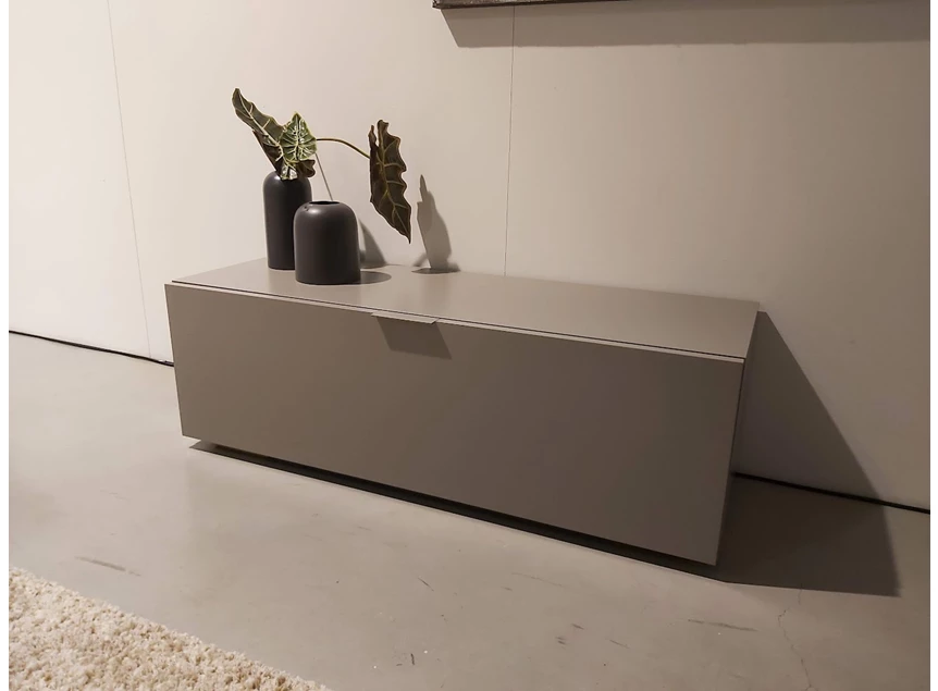 Tv-kast 5800 hangend matte lak Titano Contur