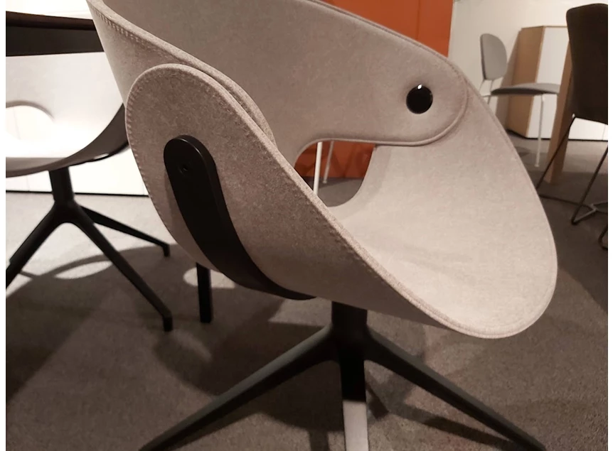 Detail Armstoel Fl@t 923.81 Stof Nordic Grey Tonon