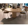 Tafel Callisto Round Mortex 30 Licht Abrico Liz Tables