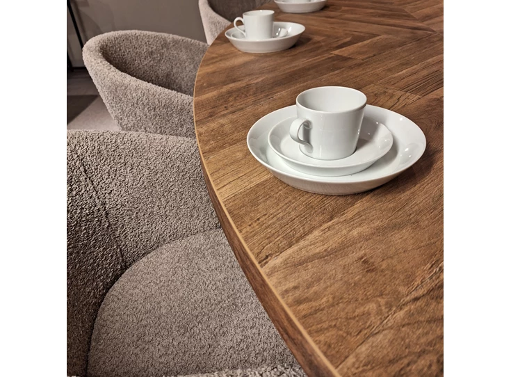 detail sfeerbeeld Tafel TOV23MM50 meubar old teak fishbone