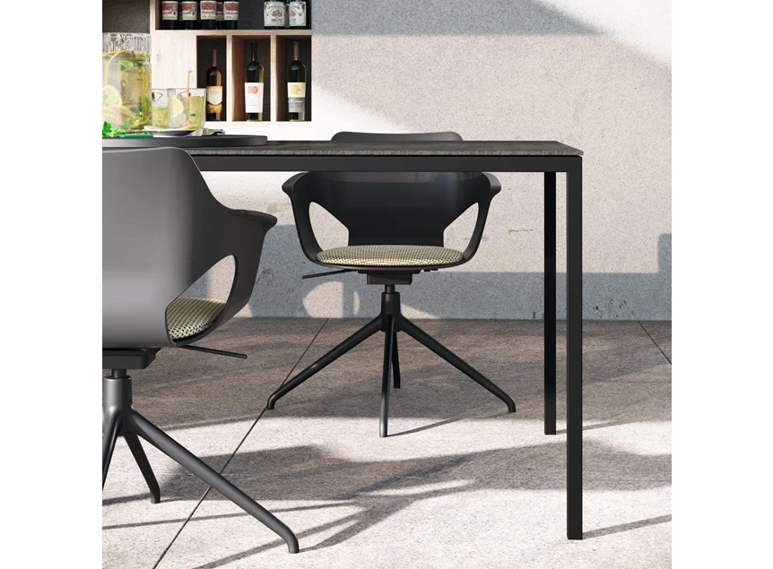 Zijkant Tafel Diano rechthoekig keramiek Zumsteg by Willisau