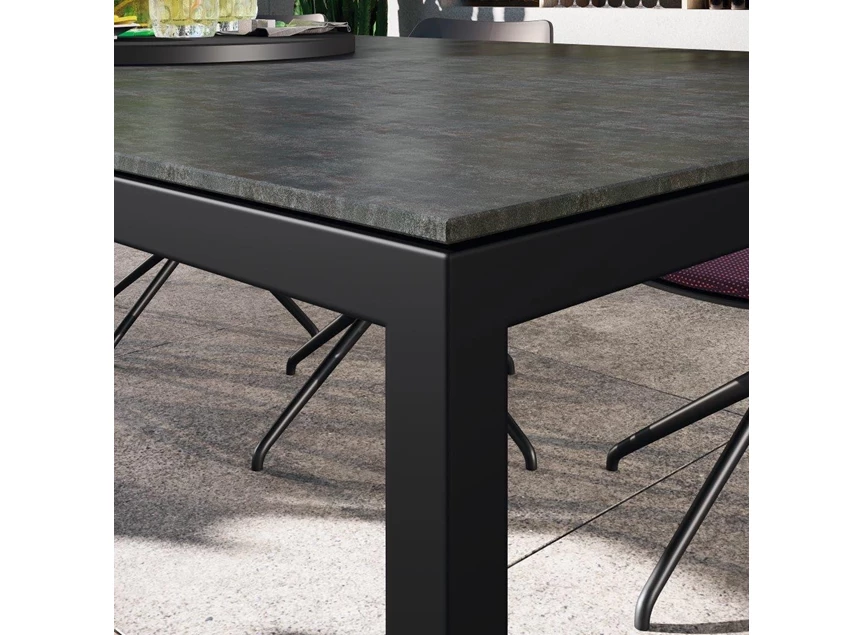 Detail Tafel Diano rechthoekig keramiek Zumsteg by Willisau