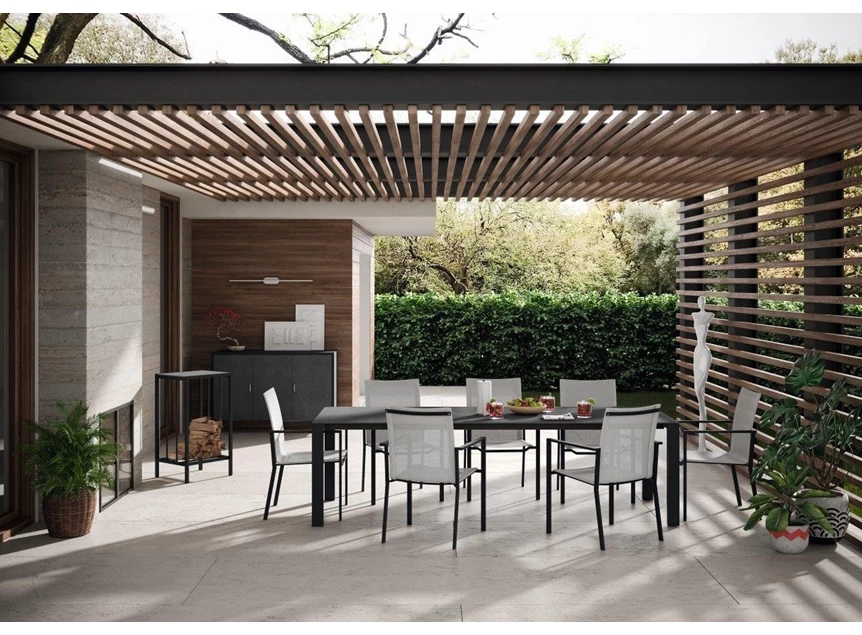 Sfeerfoto Verlengbare tafel Basso keramiek Zumsteg by Willisau