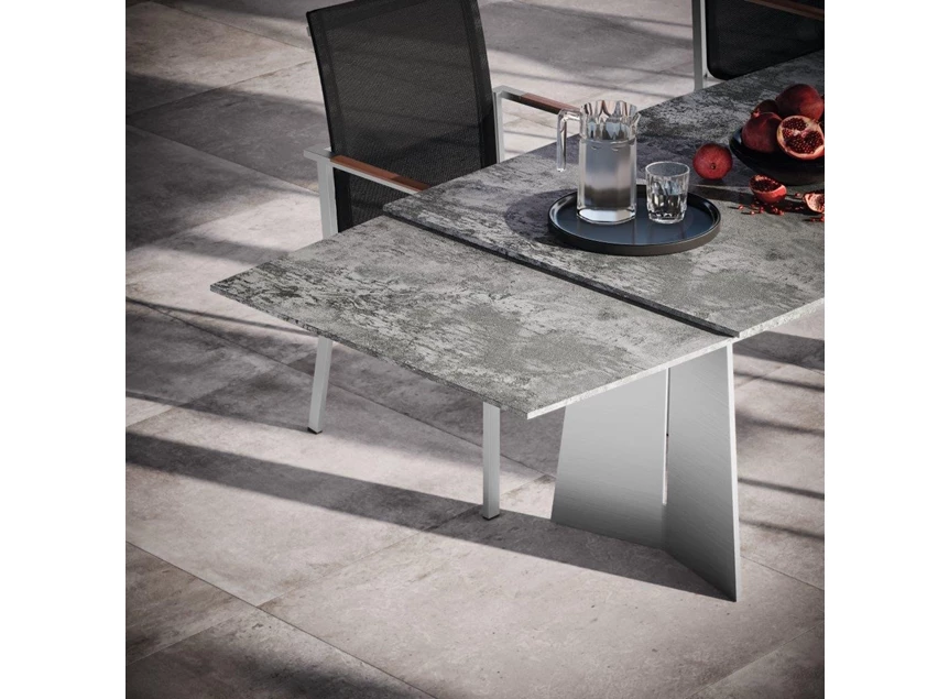 Detail Verlengbare Tafel Ancona bootvormig keramiek Zumsteg by Willisau